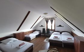 Merlot Borhotel Es Latvanypince